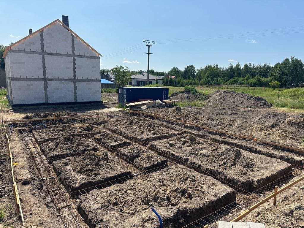 Rozpoczęcie budowy – wylewamy fundamenty